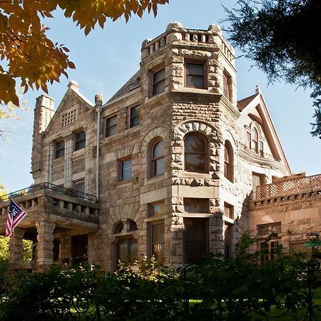 Castle Marne Bed & Breakfast Денвер Экстерьер фото