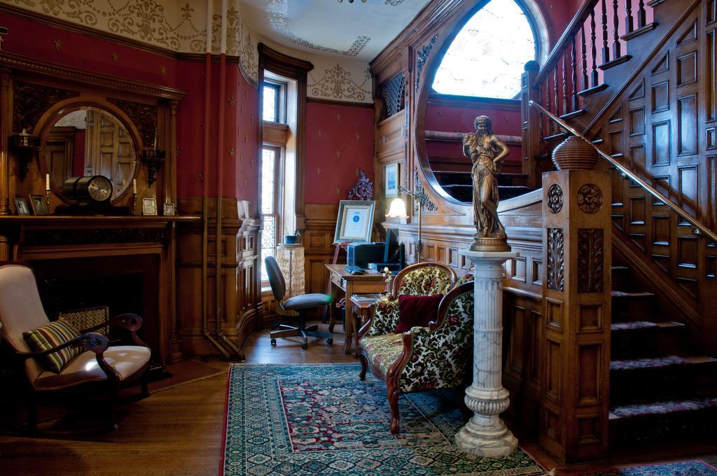 Castle Marne Bed & Breakfast Денвер Экстерьер фото