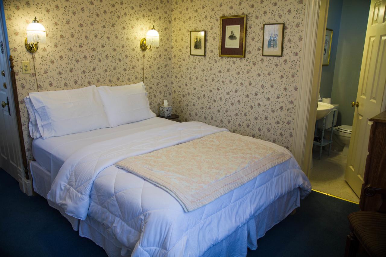 Castle Marne Bed & Breakfast Денвер Экстерьер фото