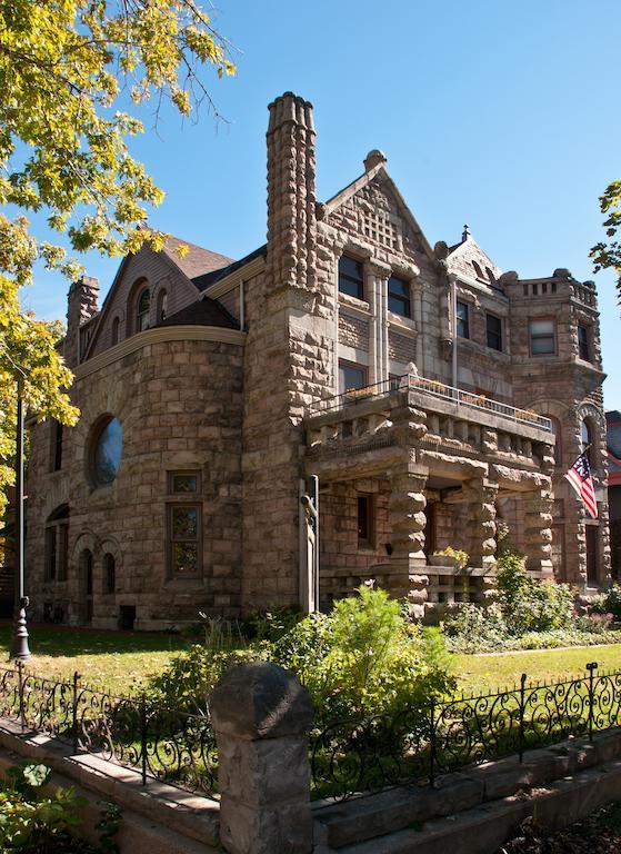 Castle Marne Bed & Breakfast Денвер Экстерьер фото